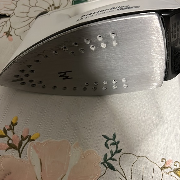 Iron - Picture 2 of 3